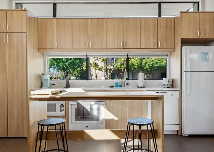 Apartment Refreshing 1-bedroom - 80 Walkscore! Phoenix