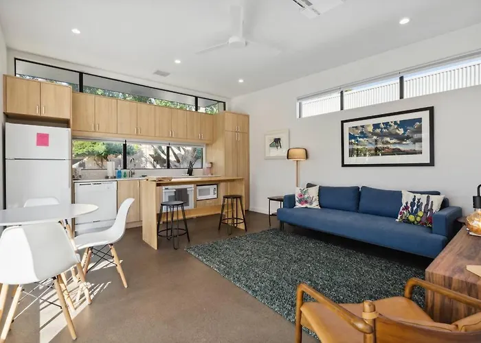 Refreshing 1-bedroom - 80 Walkscore! Apartment